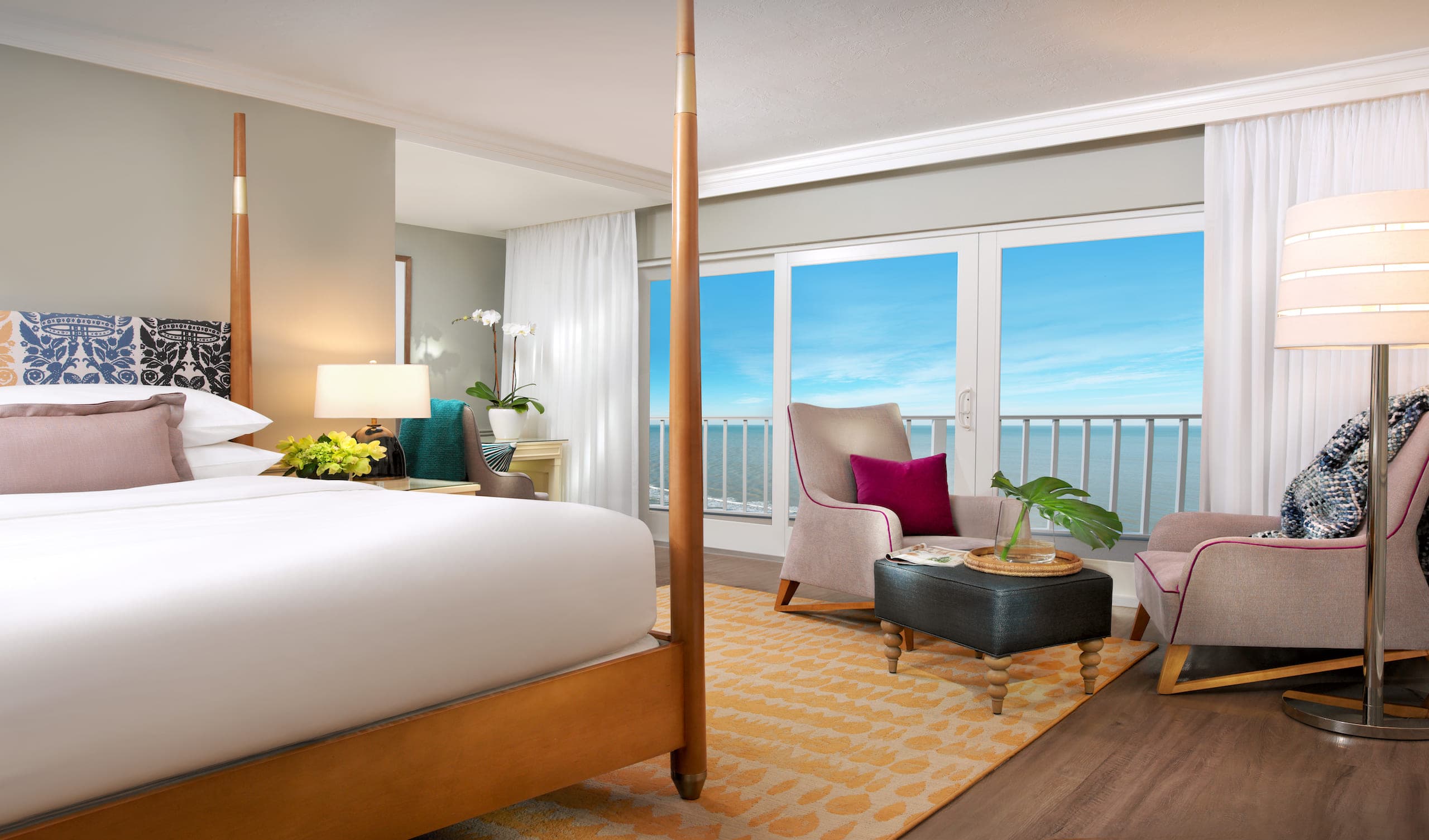 Laplaya Gulf Tower King Suite