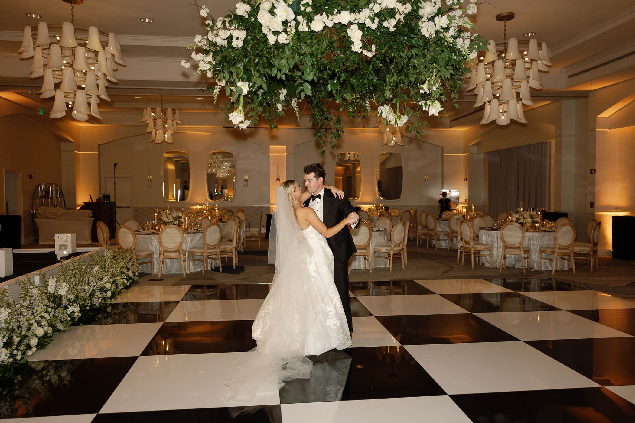 A married couple having their first dance at laPlaya
