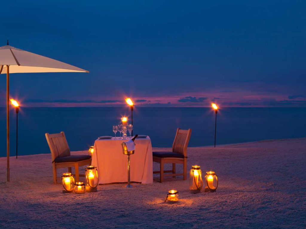 Beach sunset dining table in Naples, Florida