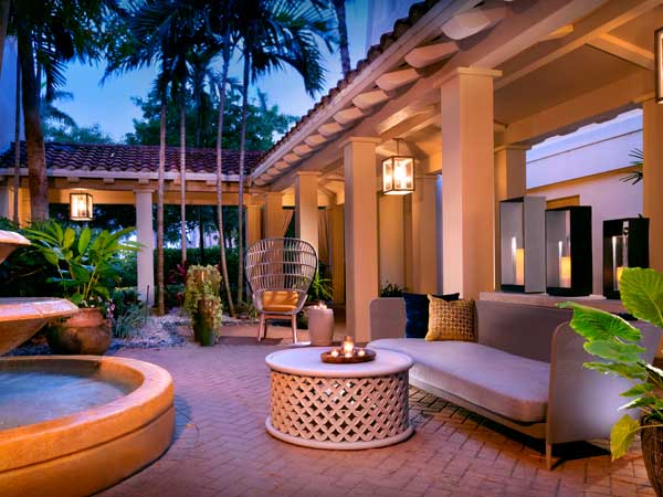 Lantern lane outdoor seating area.